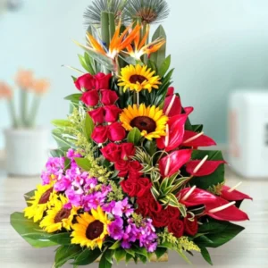 Alegría Tropical – Arreglo de Girasoles, Rosas y Flores Tropicales