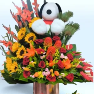 Sonrisa Tropical – Arreglo de Flores Tropicales y Peluche